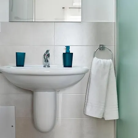 Casa Fiorita - Free Parking Lecce
