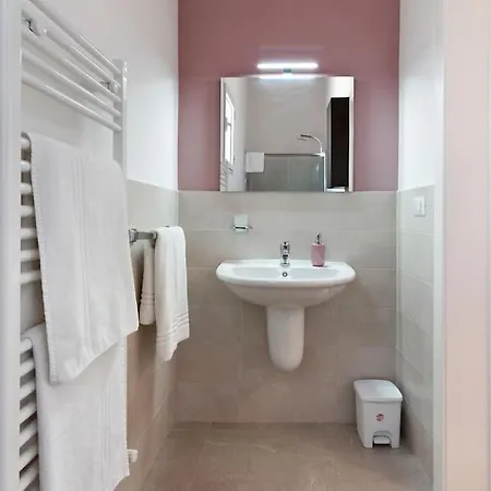 Casa Fiorita & Free Parking - Selection *